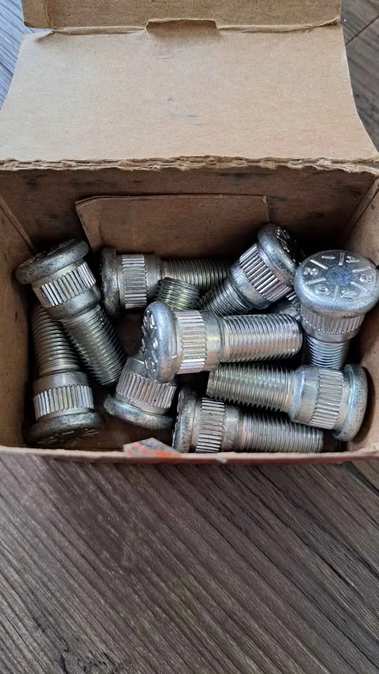DORMAN 1/2-20 Wheel Studs (10) - photo 3
