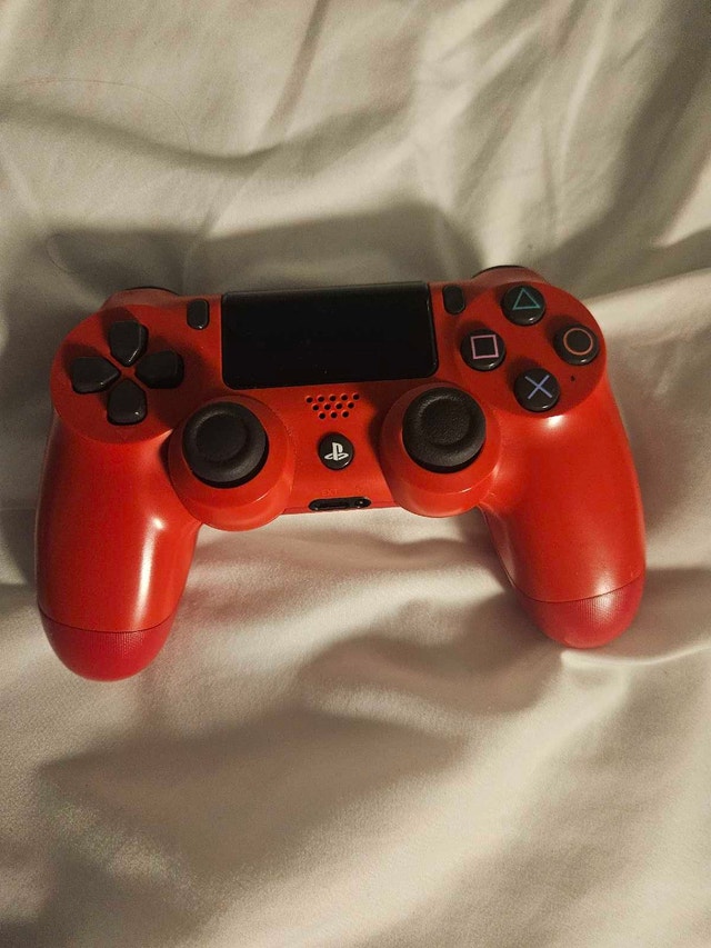 Dualshock Playstation 4 Controller - Red