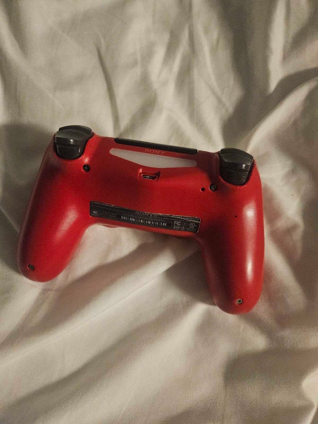 Dualshock Playstation 4 Controller - Red - photo 2