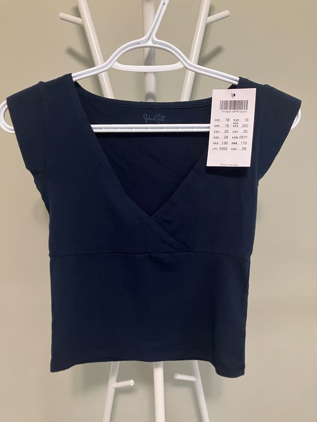 brandy melville navy amara top