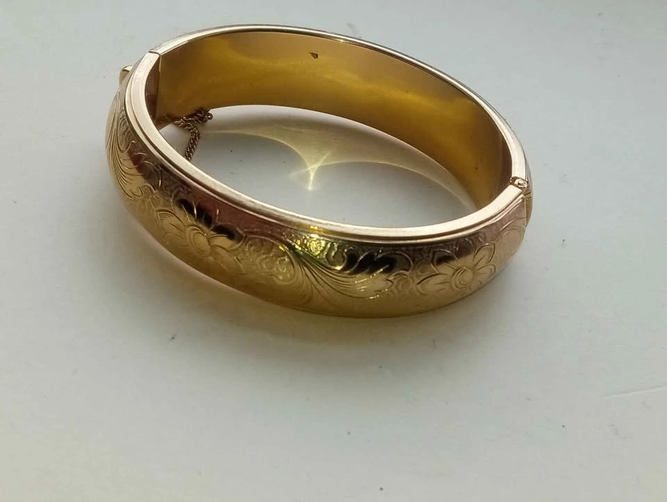Bangle Bracelet Signed Sarah Cov Canada Gold Tone Vintage - photo 4