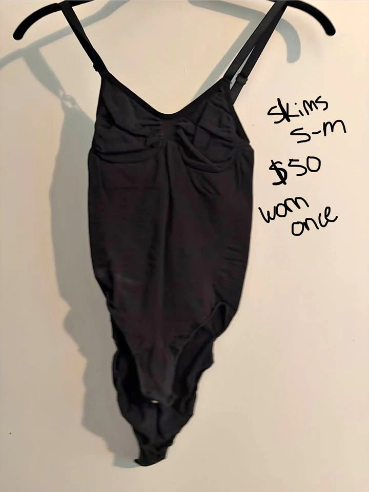 Skims, Women’s clothes