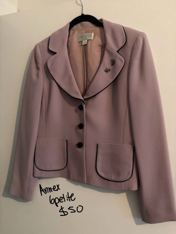 women’s clothes - photo 5