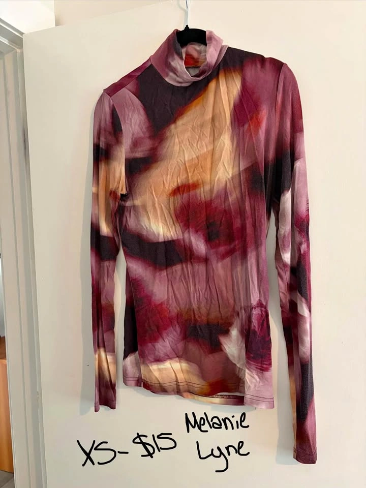 Women’s tops