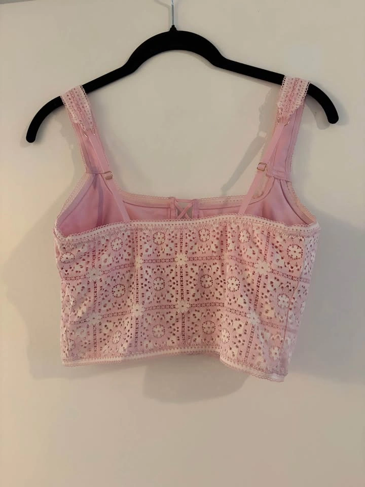 Aerie - photo 2