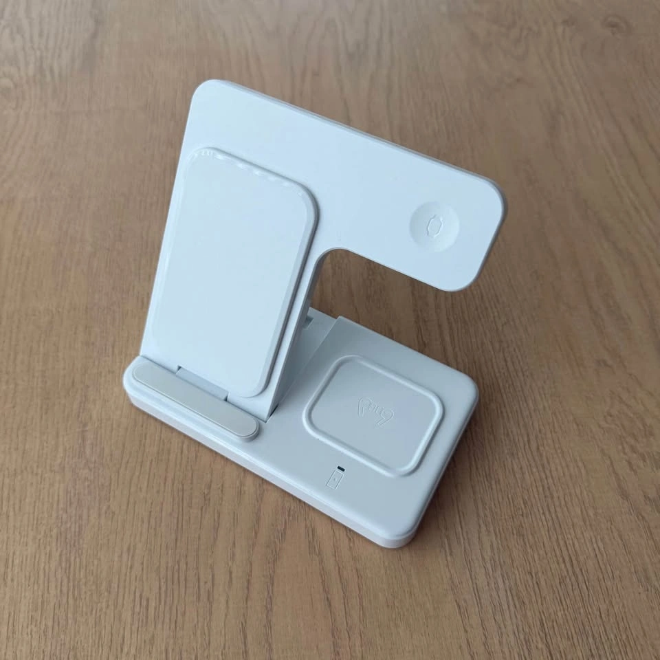 Wireless 3-in-1 charger - photo 2