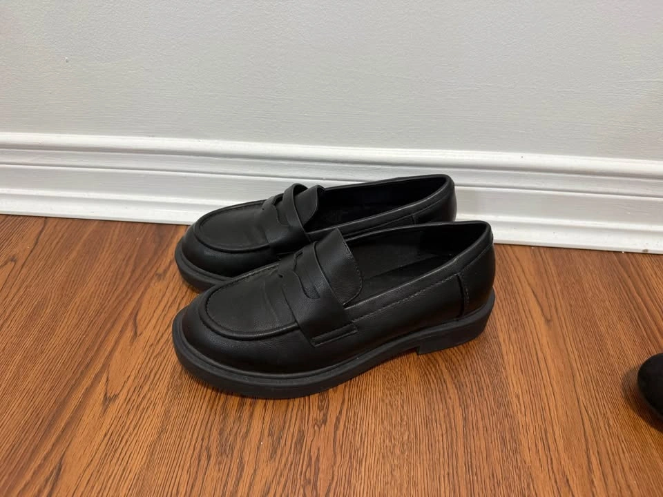 Size 4-5.5 Women’s shoes - photo 3