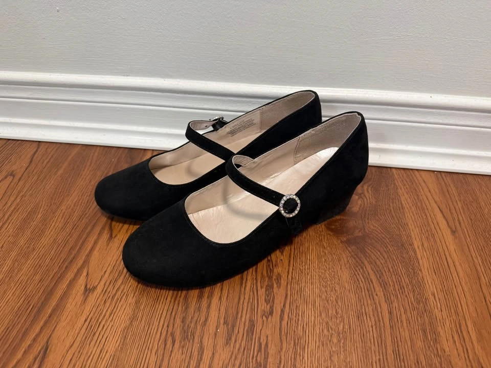 Size 4-5.5 Women’s shoes - photo 4