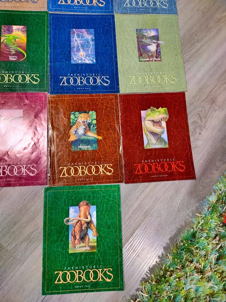 Vintage Rare 1989 1st Edition Prehistoric Zoo Books Set x10 - photo 2