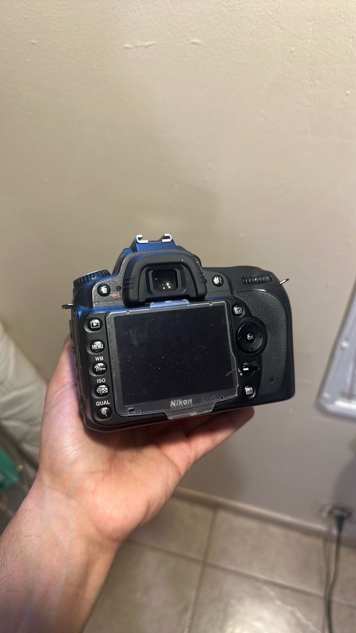 Nikon D90 DSLR Camera with Lens - photo 4