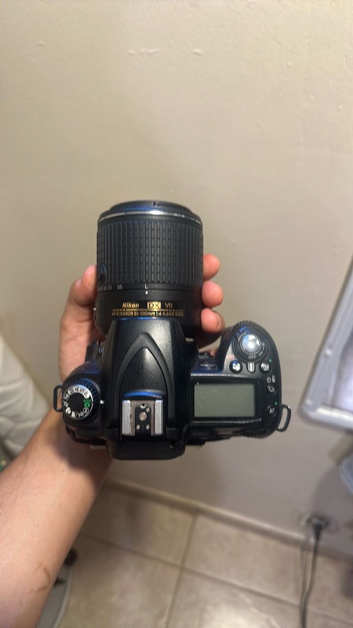 Nikon D90 DSLR Camera with Lens - photo 5