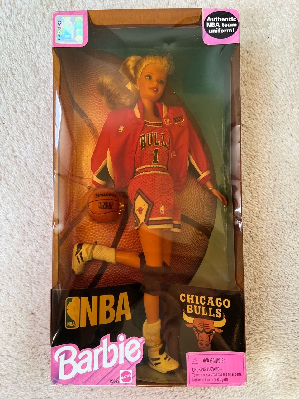 OFFICIAL 1998 NBA CHICAGO BULLS BARBIE