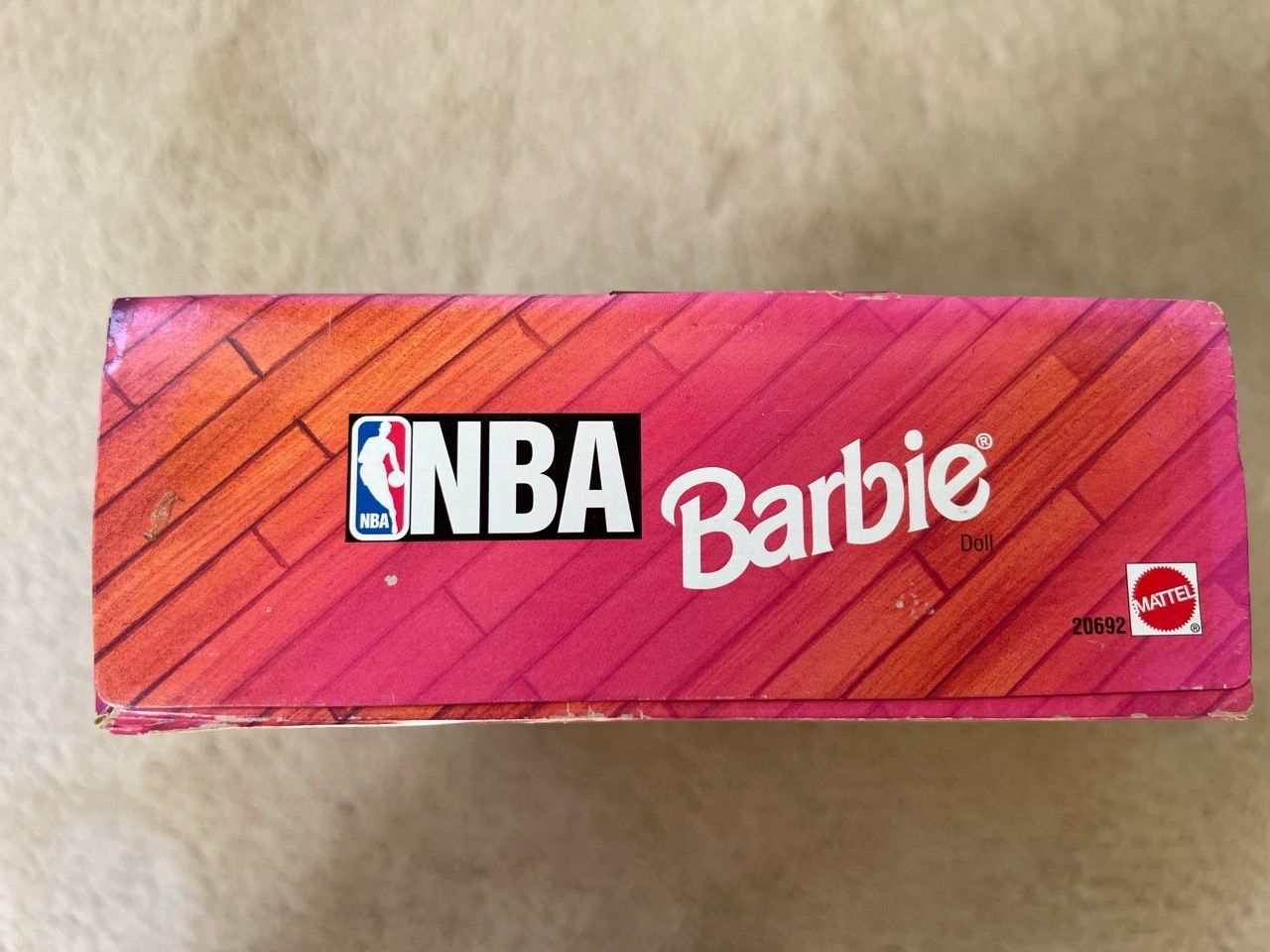 OFFICIAL 1998 NBA CHICAGO BULLS BARBIE - photo 2