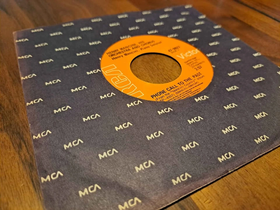 Henry Mancini - His Chorus and Orchestra 7" Vinyl - photo 2