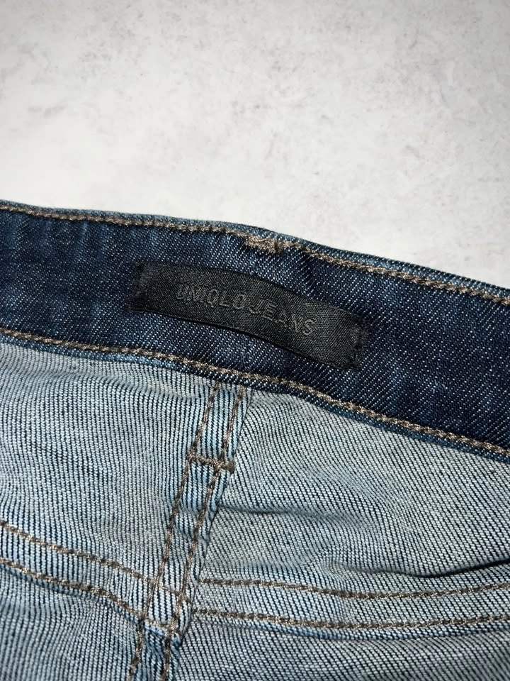 Uniqlo Jeans Size 30 - photo 2