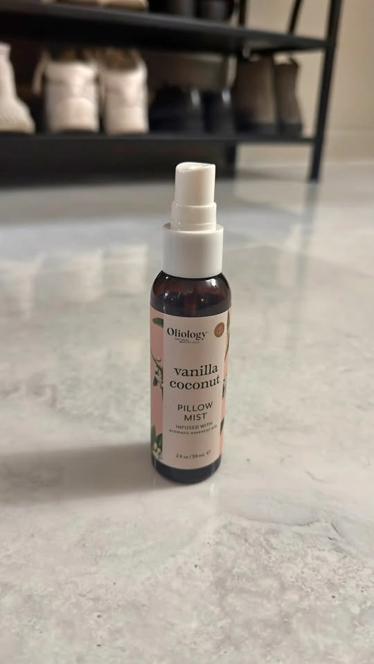 Oliology Vanilla Coconut Pillow Mist, 2 fl oz
