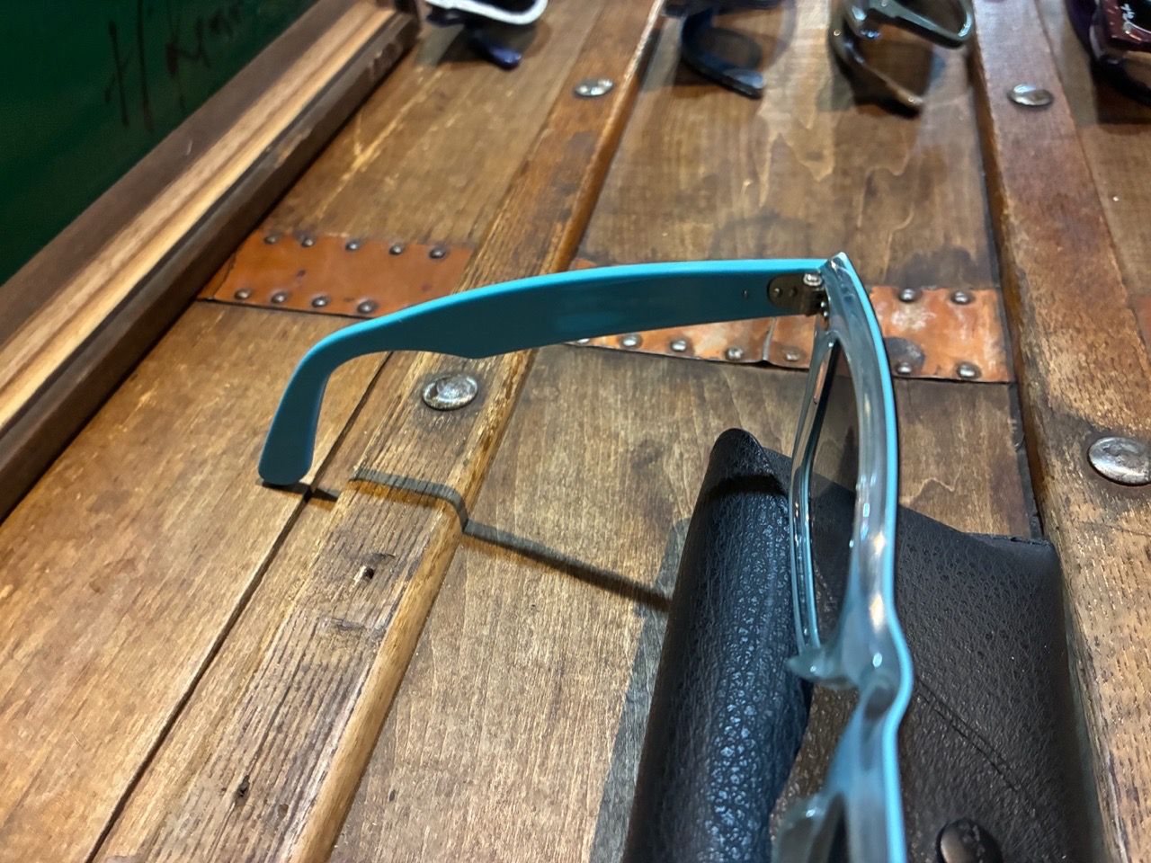 Ray-Ban Original Wayfarer Classic (Model RB2140 Color 1001/3F) - photo 5