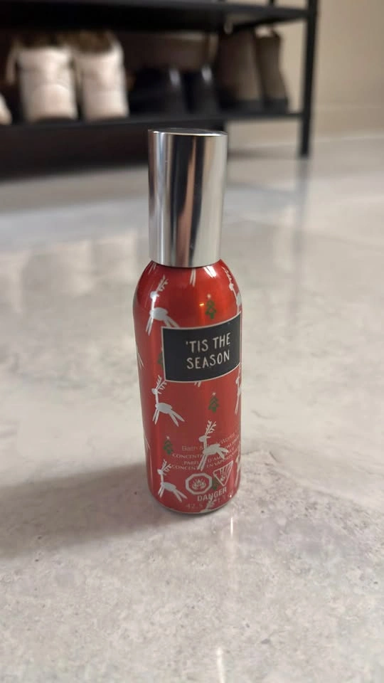 Bath and Body Works 'Tis the Season Room Spray, 1.5 fl oz