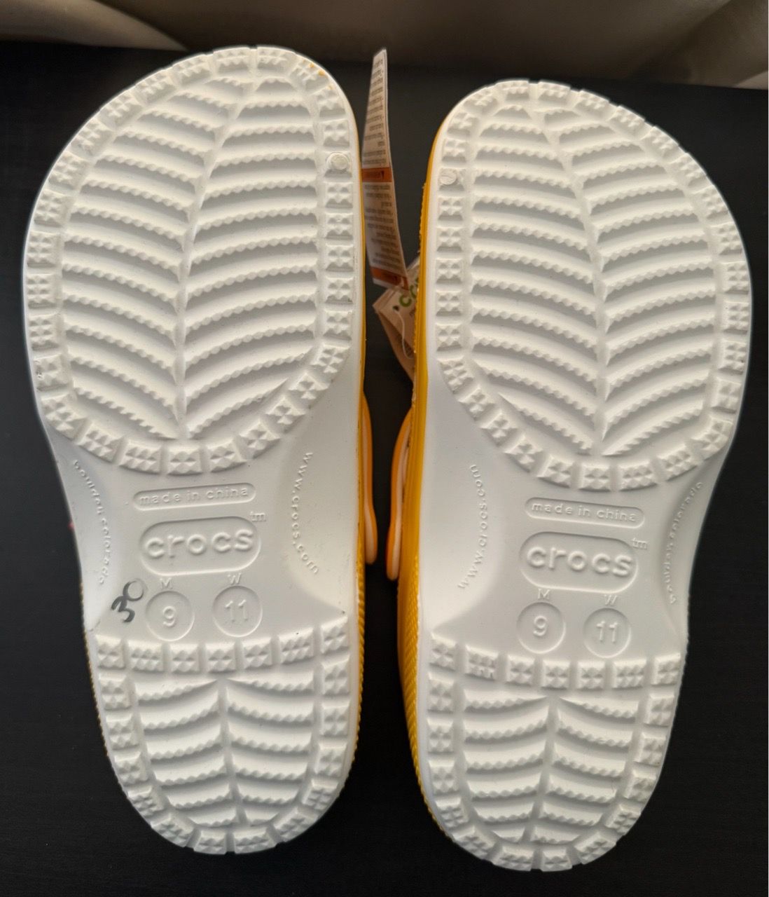 McDonalds Crocs Classic Clog Birdie 2023 Yellow Size 9 - photo 5