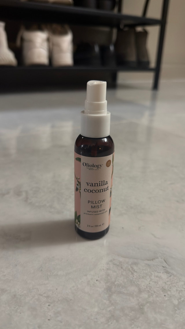 Oliology Vanilla Coconut Pillow Mist