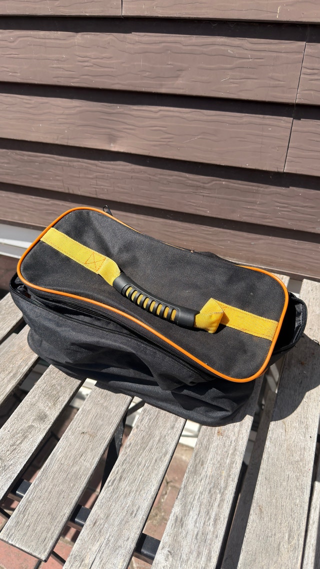 Emergency Roadside Assistance Kit