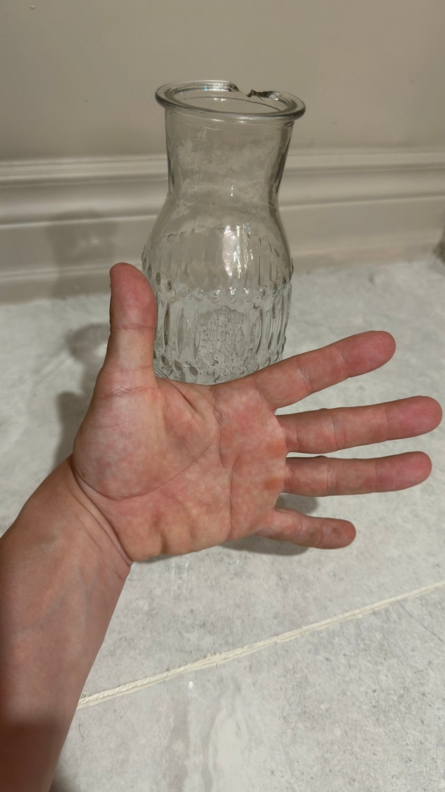 Clear Glass Decorative Vase - photo 2