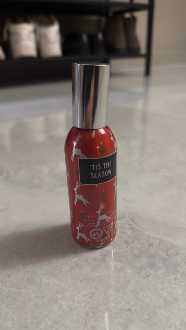 Bath & Body Works 'Tis The Season Concentrated Room Spray