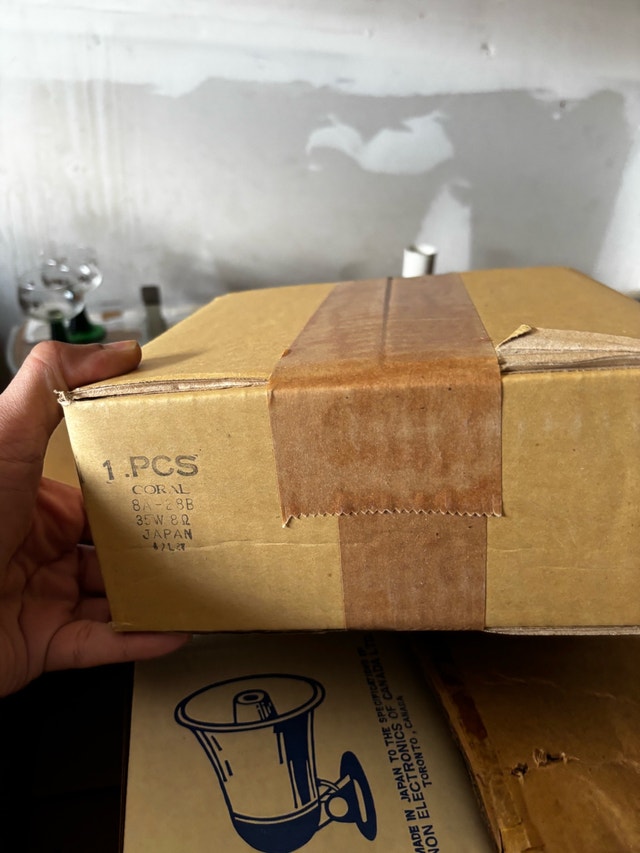 HUGE LOT OF VINTAGE AUDIO STUFF BRAND NEW! - photo 4