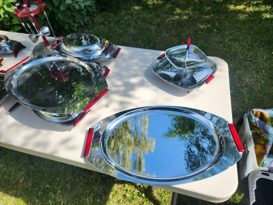 Glo-Hill Gourmates Chrome and Bakelite Set, Large Collection - photo 4
