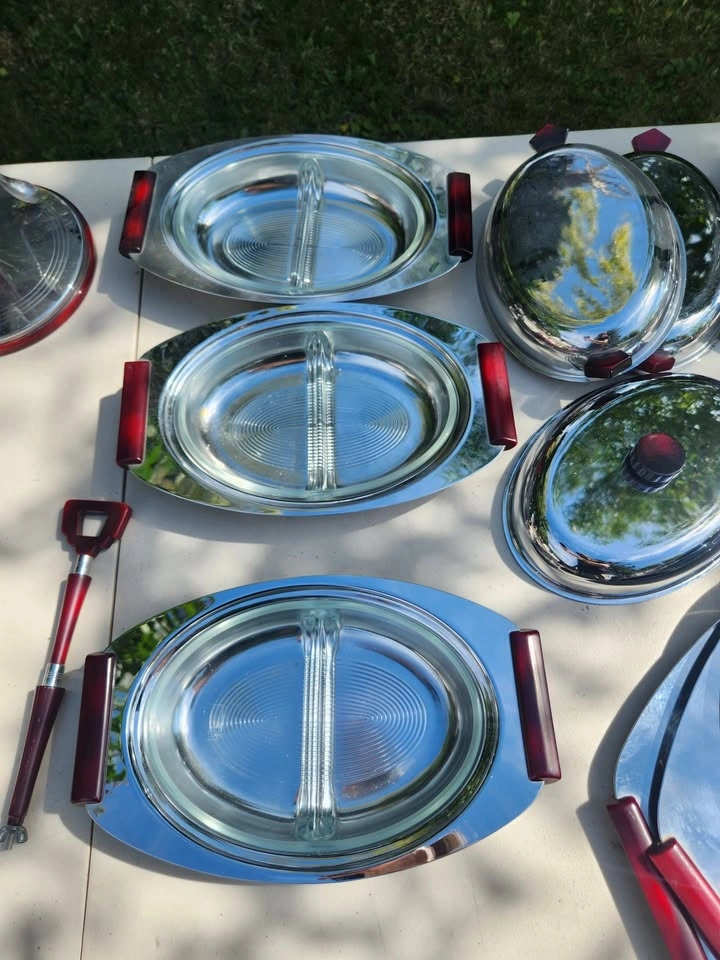 Glo-Hill Gourmates Chrome and Bakelite Set, Large Collection - photo 5