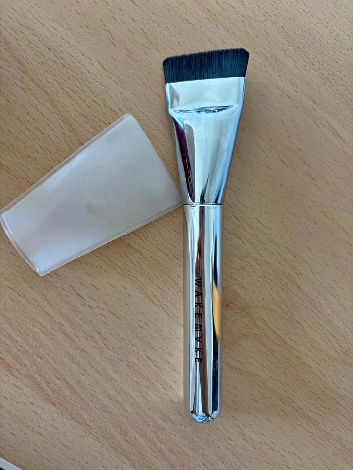 WAKEMAKE foundation brush Korean beauty