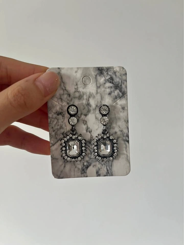 Vintage drop earrings