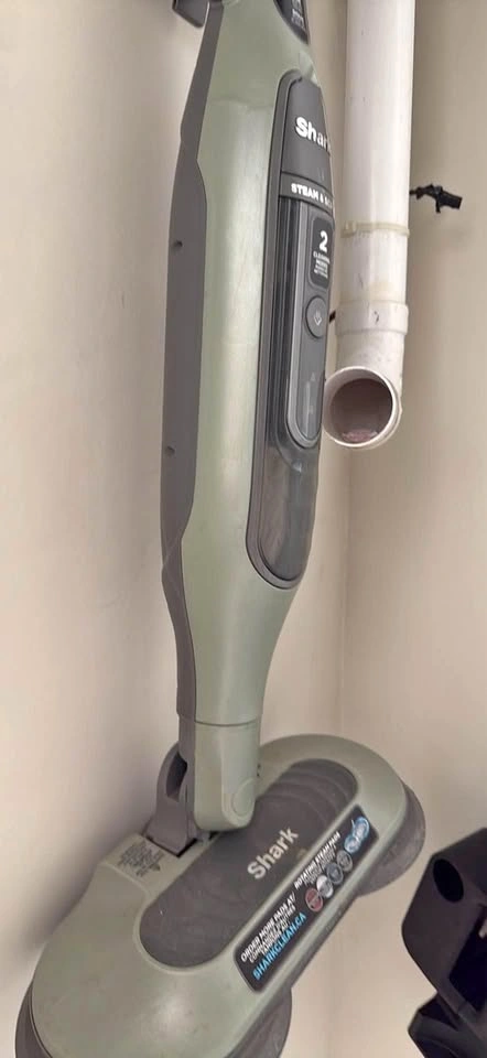 Steam cleaner