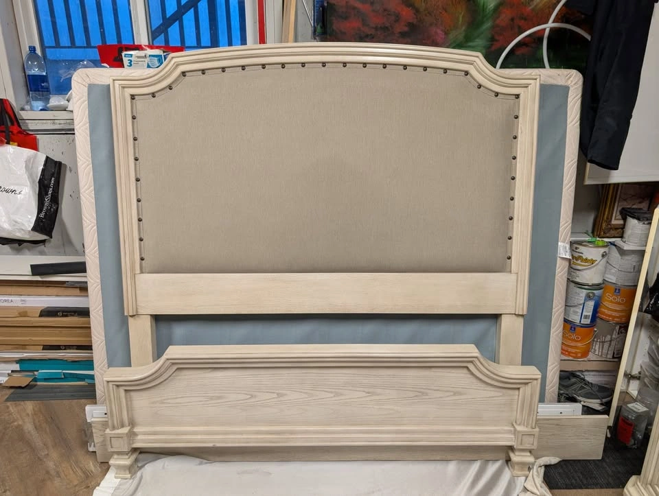Ashley Demarlos Queen Size Bedroom Set - photo 3