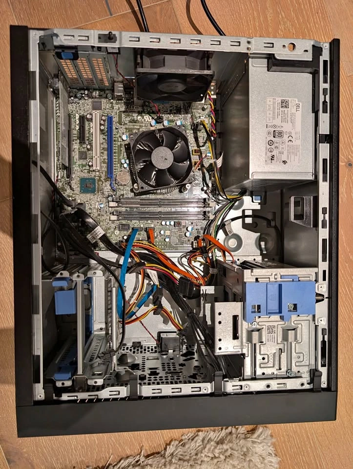 Dell Precision Tower 3620 (Missing RAM)