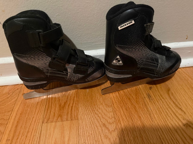 Jackson Softec Black Figure Skates Size 1 - photo 2