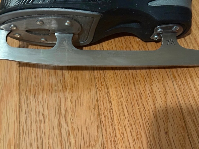 Jackson Softec Black Figure Skates Size 1 - photo 3