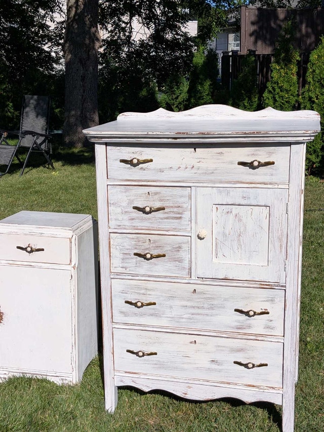 Dresser & Nightstand
