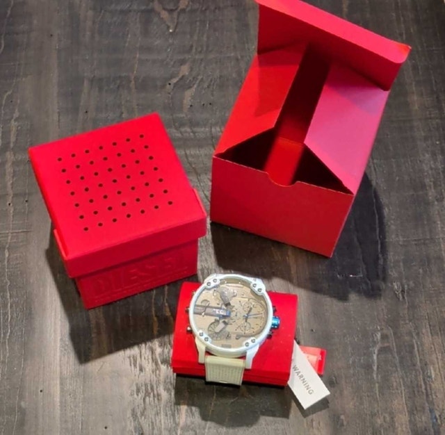 Diesel Mens Chronograph Mr. Daddy 2.0 White Leather Strap Watch
