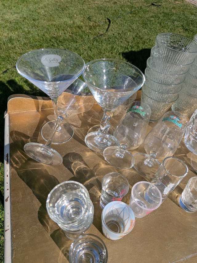 Collection of Drinking Glassware - photo 2