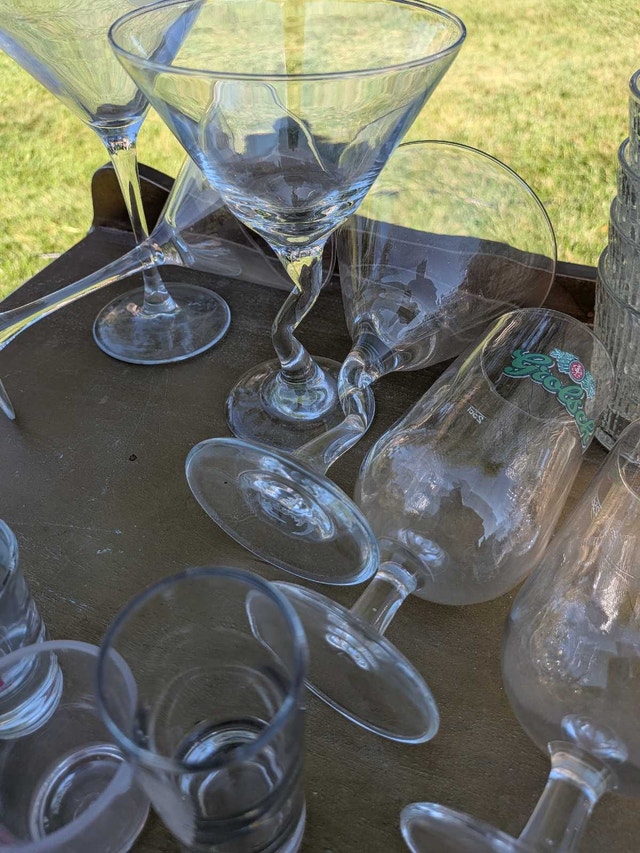 Collection of Drinking Glassware - photo 3