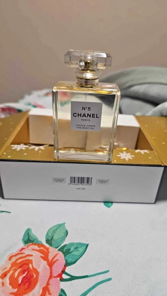 Chanel N°5 Eau de Parfum & Body Oil Gift Set – NEW