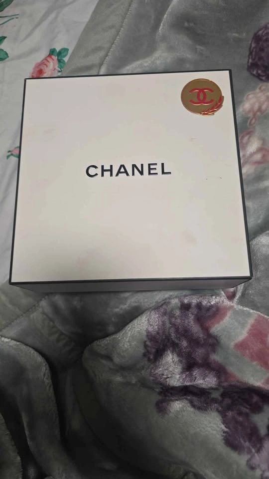 Chanel N°5 Eau de Parfum & Body Oil Gift Set – NEW - photo 2
