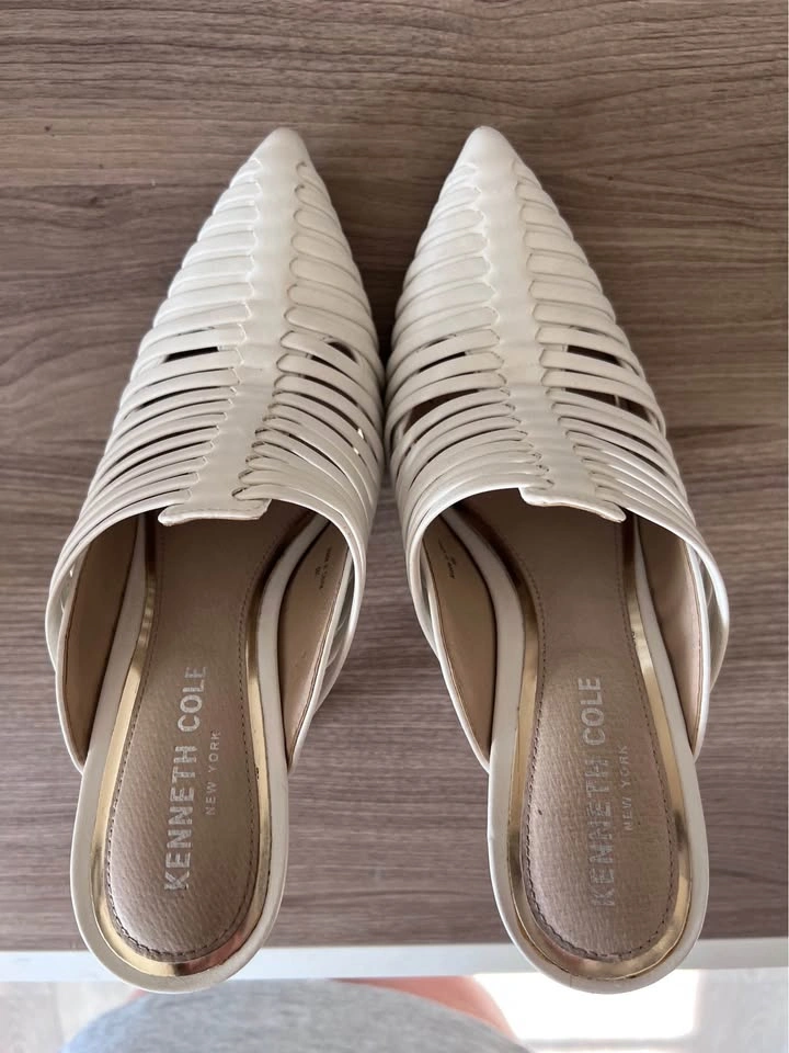 Kenneth Cole New York White Strappy Mules - photo 5