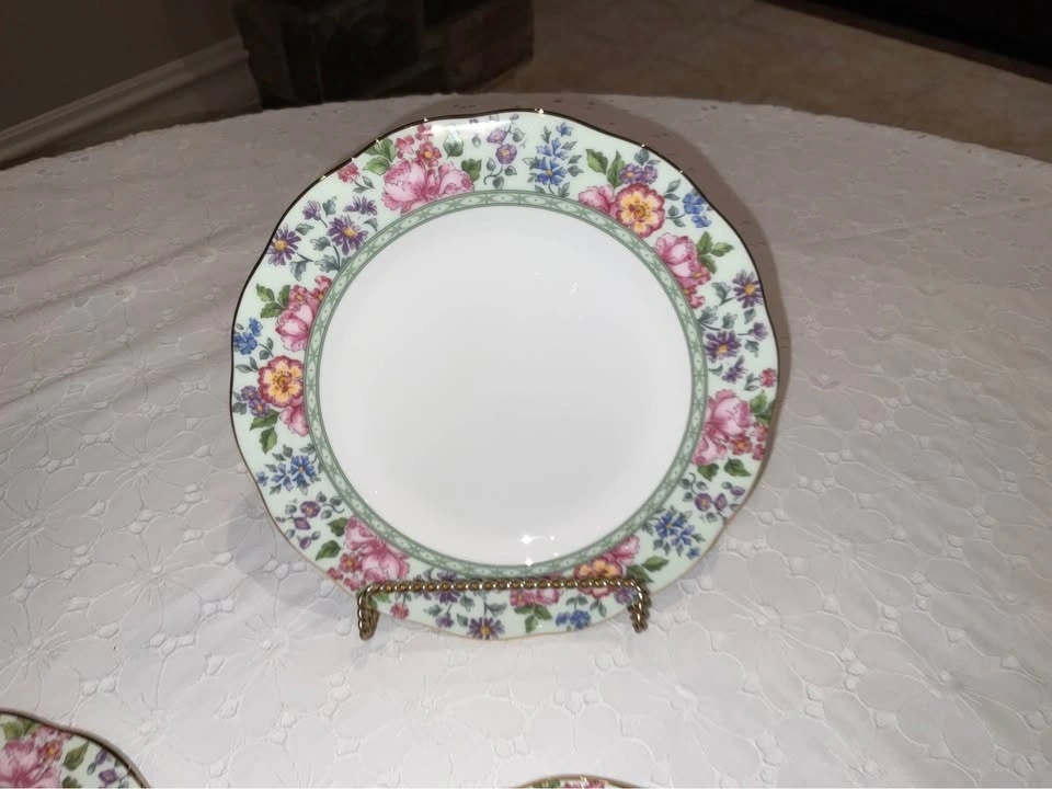 Royal Albert 10 Luncheon / Dessert “Hartington” Pattern - photo 4