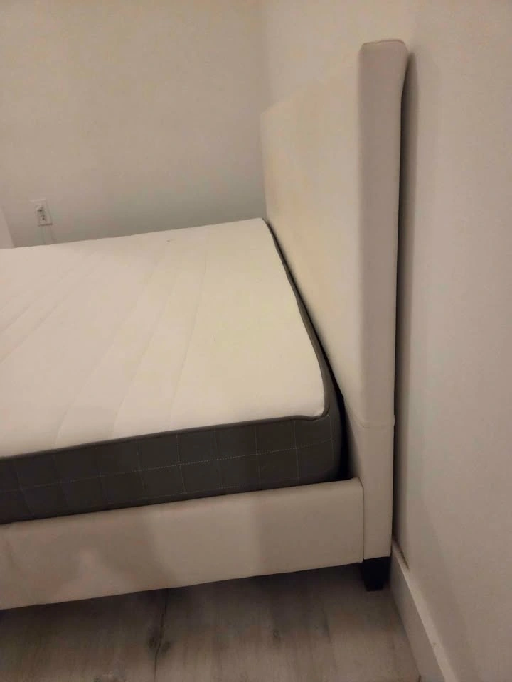 Complete set of white queen bed - photo 4