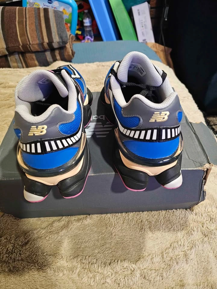 Brand new New Balance 9060 Blue/Pink - photo 5