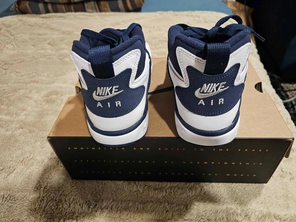 Brand New Nike Air Diamond Turf - photo 4