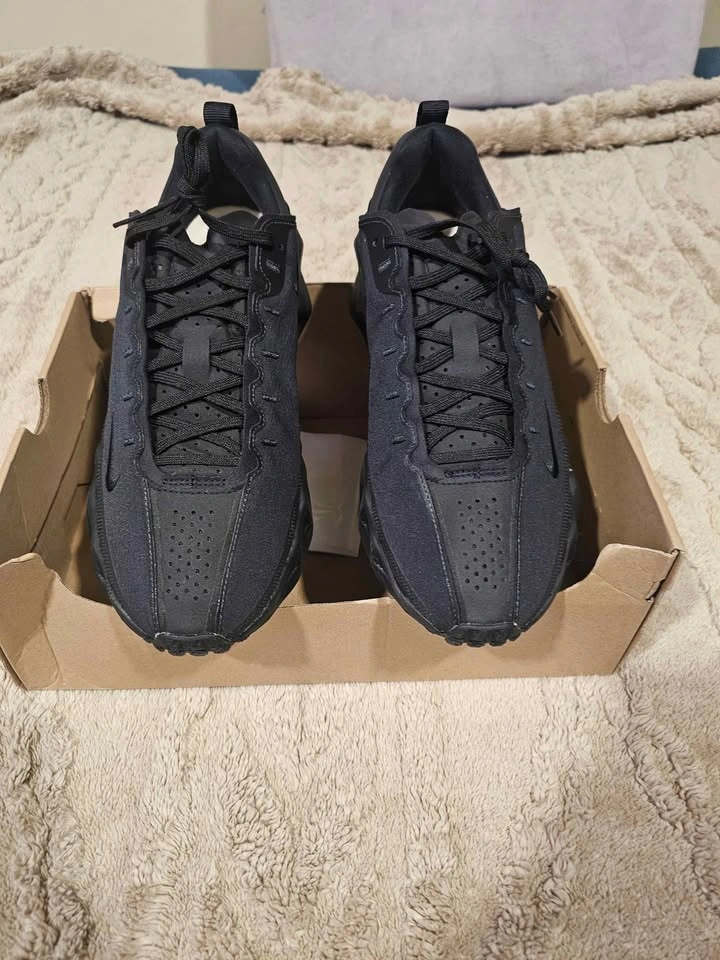 Brand New Nike Ava Rover