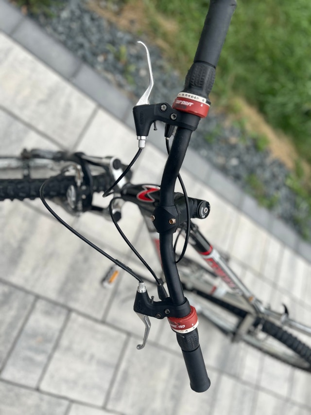 Nakamura Grinder 6000 24-Speed Aluminum Mountain Bike - photo 4